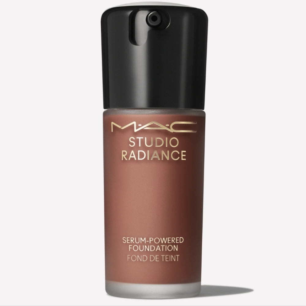 MAC Studio Radiance Serum-Powered Foundation - NW 58